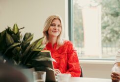 Nine Plus People tevreden blije medewerker