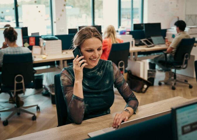 Nine Plus People medewerker Elise telefoon